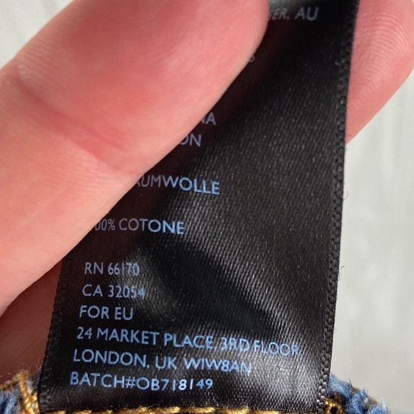 3/$20 BDG Asymmetrical Jean Skirt Size Medium - Picture 5 of 5